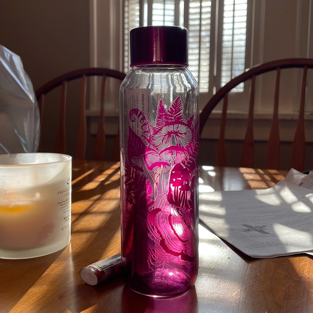 Mushroom Starbucks Waterbottle